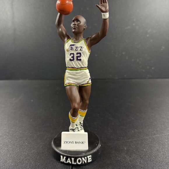 Karl Malone #32 Figure World Sports NBA Utah Jazz 9" - Picture 1 of 6